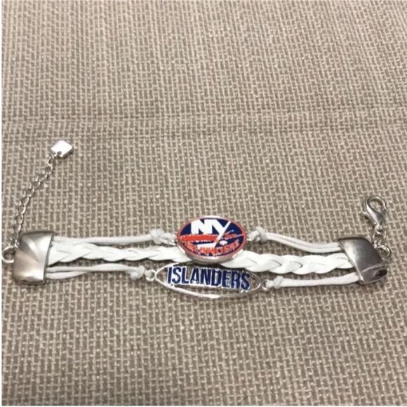 NHL New York Islanders White Braided Bracelet - Picture 3 of 7